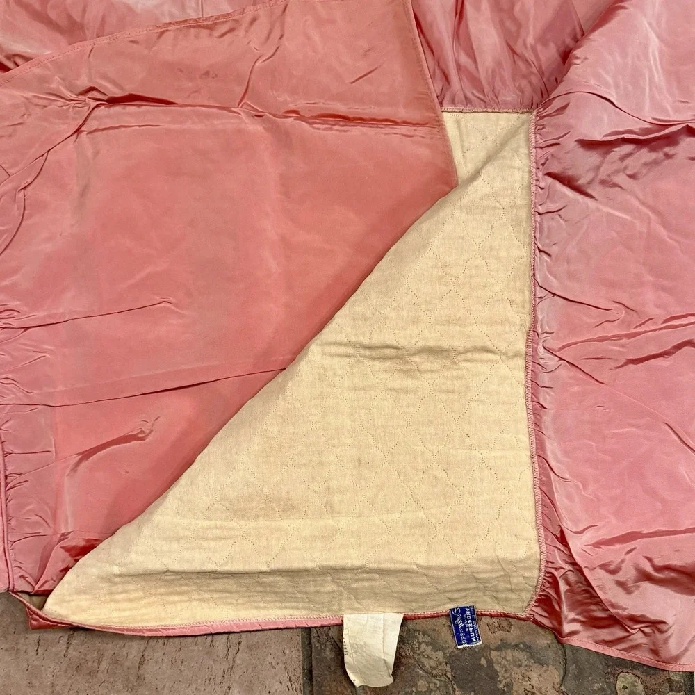VTG‎ 50s MCM Hollywood Regency Pink Quilted Top Ruffle Sides TWIN Bedspread Sham
